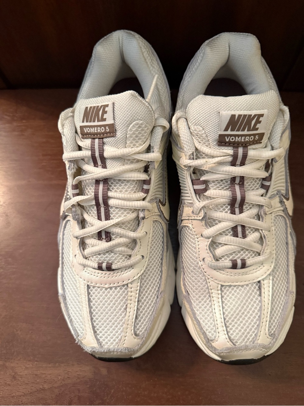 Nike Women Vomero 5 Sneakers in Beige and Gray Accents